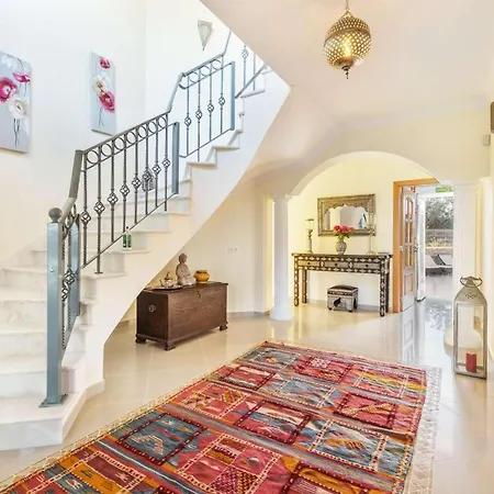 Villa Marrocos Guia (Faro)